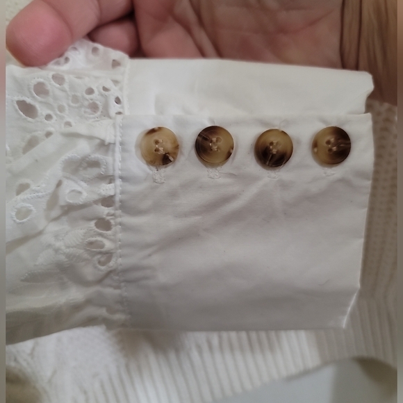 Fate Dnu Eyelet Sweater in White 100% Cotton Ruffled Shoulder Button Cuff - Picture 7 of 9